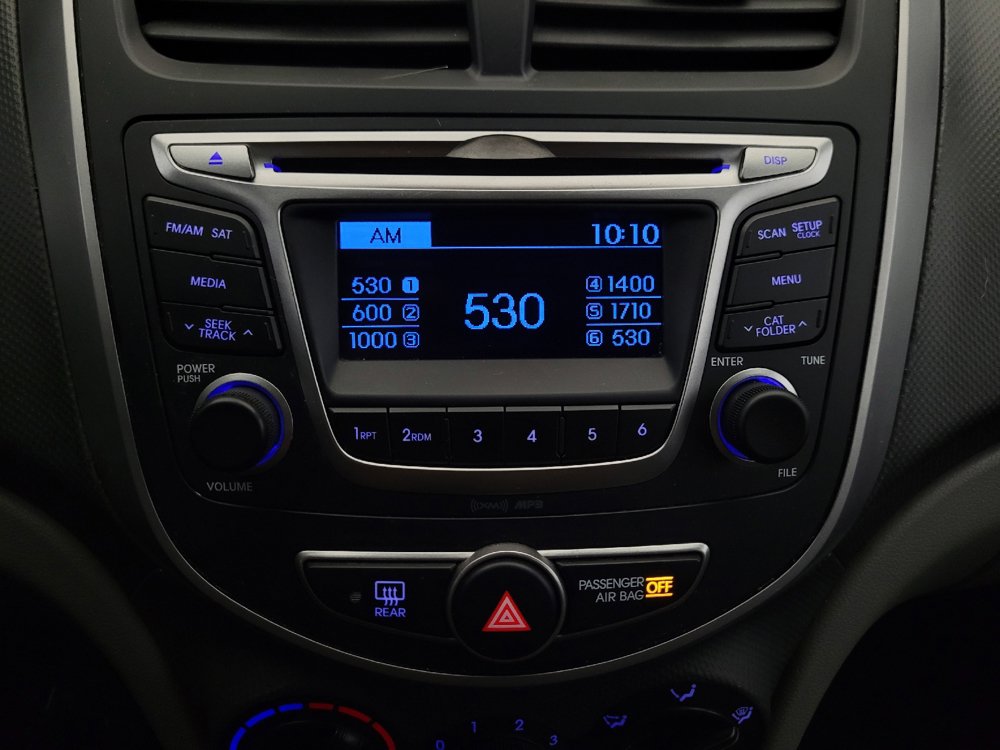 Used 2017 Hyundai Accent SE FWD image 25