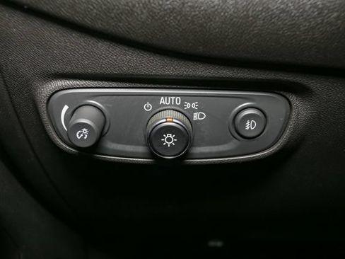 Used 2021 Chevrolet Equinox LT AWD/4WD image 34