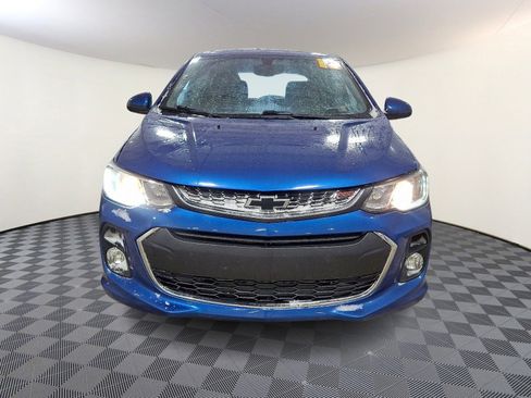Used 2018 Chevrolet Sonic LT w/ Convenience Package image 2