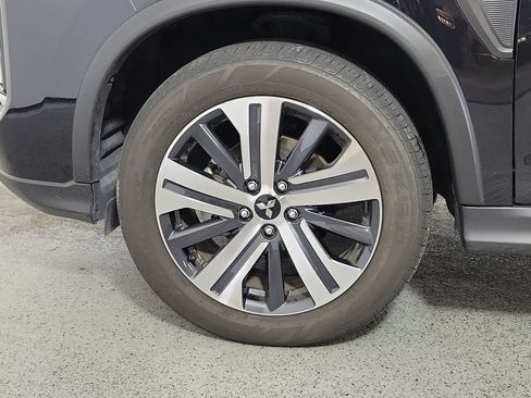 Used 2025 Mitsubishi Outlander Sport AWD image 9