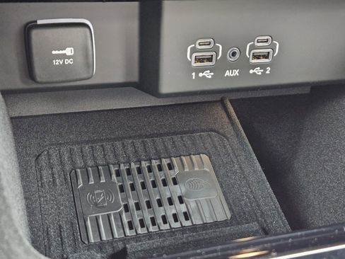 New 2026 Jeep Grand Wagoneer Limited AWD/4WD image 19