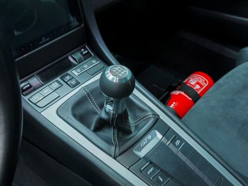 Used 2016 Porsche Cayman GT4 RWD image 71