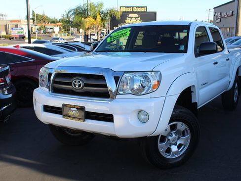 Used 2009 Toyota Tacoma PreRunner RWD image 36