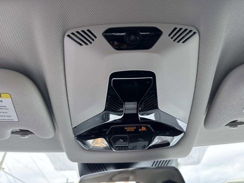 Used 2025 MINI Cooper S FWD image 26