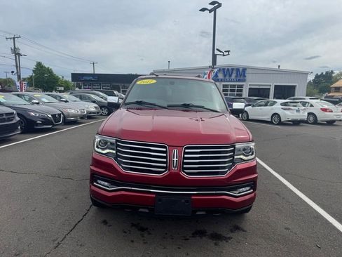 Used 2017 Lincoln Navigator Reserve AWD/4WD image 2