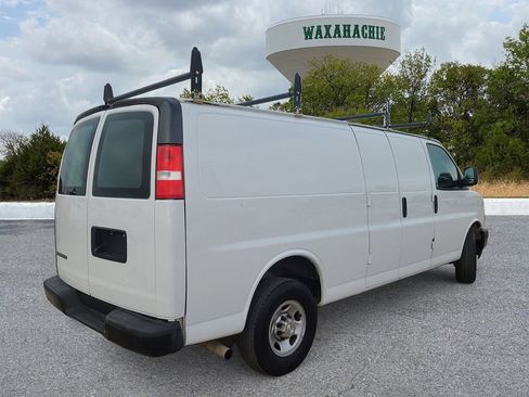 Used 2022 Chevrolet Express 2500 Extended w/ Driver Convenience Package RWD image 5