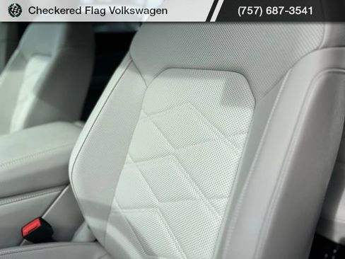Used 2026 Volkswagen Atlas SE AWD/4WD image 21