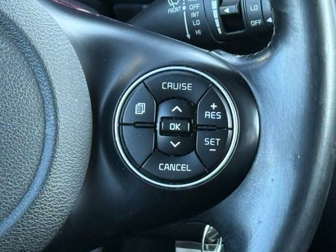 Used 2021 Kia Soul X-Line FWD image 30