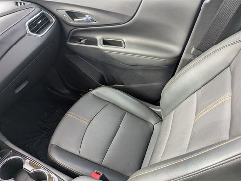 Used 2023 Chevrolet Equinox Premier image 19