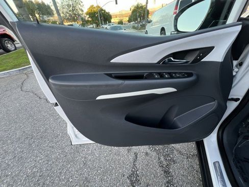 Used 2019 Chevrolet Bolt LT image 21