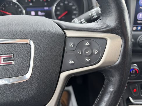 Used 2020 GMC Terrain Denali w/ Denali Premium Package AWD/4WD image 21