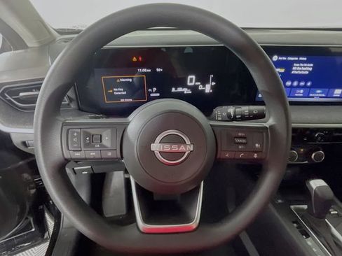 New 2026 Nissan Kicks S image 8