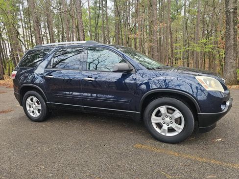 Used 2012 GMC Acadia SLE image 3