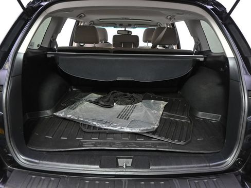 Used 2014 Subaru Outback 2.5i Premium w/ Moonroof Package AWD/4WD image 19
