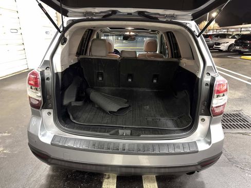 Used 2015 Subaru Forester 2.5i Touring w/ Popular Package #2 image 11