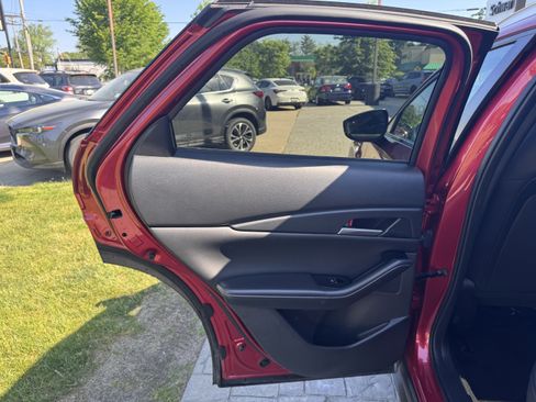 Used 2025 MAZDA CX-30 AWD 2.5 S w/ Select Sport Pkg image 23