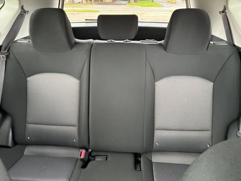 Used 2025 Kia Soul LX w/ LX Technology Package FWD image 31