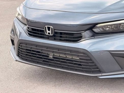 Used 2023 Honda Civic Sport image 6