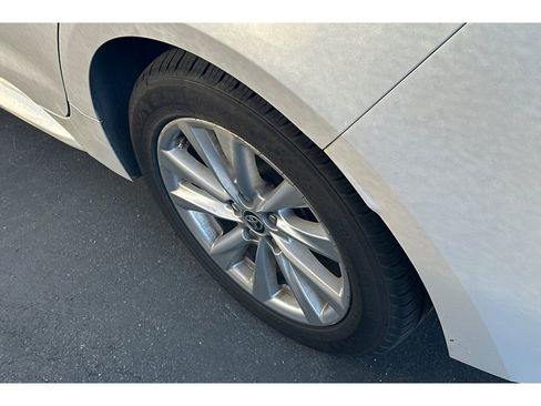 Used 2023 Toyota Corolla XLE image 7