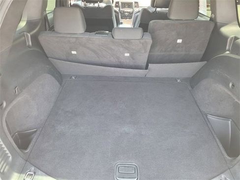 Used 2016 Jeep Grand Cherokee Laredo image 7