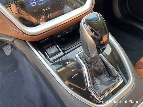 Used 2020 Subaru Outback Touring w/ Popular Package #2 image 32