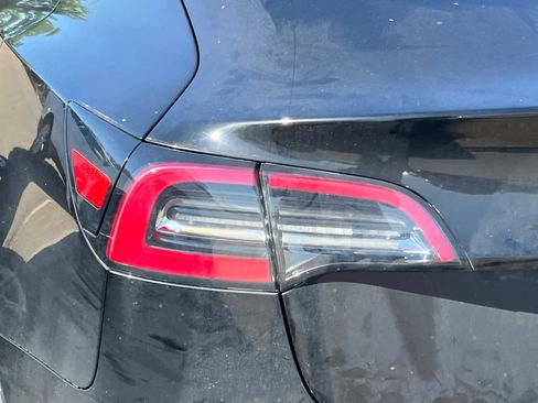 Used 2019 Tesla Model 3 Standard Range RWD image 20