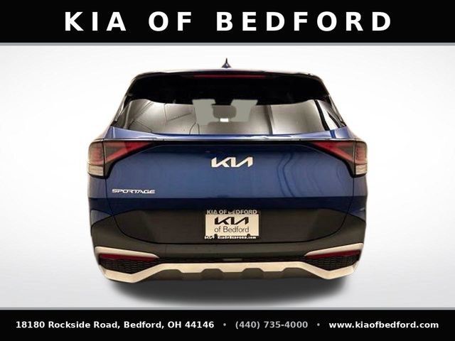 Certified 2025 Kia Sportage EX FWD image 6