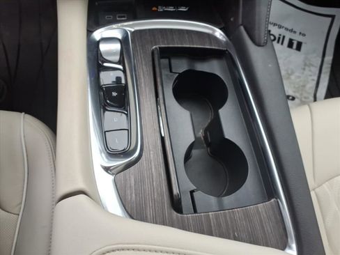 Used 2023 Buick Enclave Avenir w/ Avenir Technology Package image 14