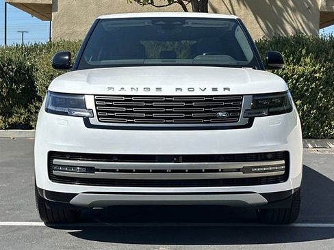 New 2026 Land Rover Range Rover Long Wheelbase SE AWD/4WD image 8