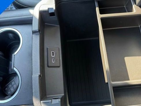 Used 2023 Chevrolet Tahoe Z71 w/ Z71 Off-Road Package image 46