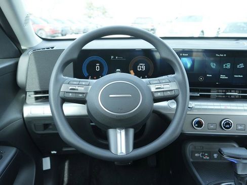 New 2026 Hyundai Kona SE image 14