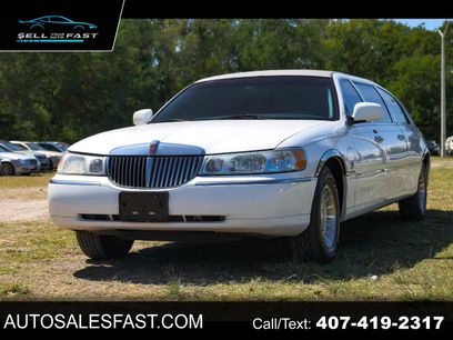 Used 1999 Lincoln Town Car Executive