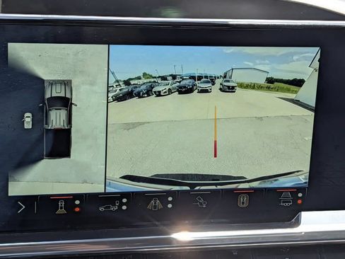 Used 2025 GMC Sierra 2500 SLT w/ SLT Convenience Package AWD/4WD image 38
