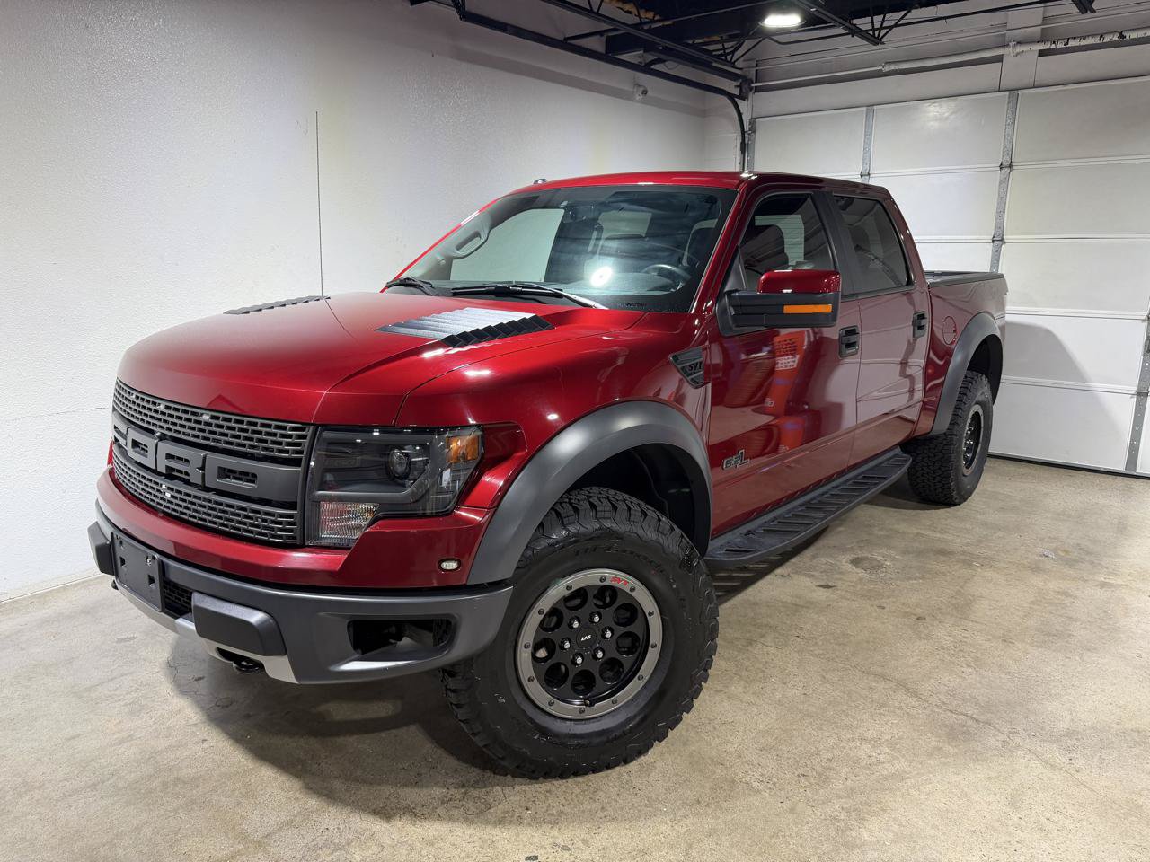 Used 2014 Ford F150 Raptor w/ Equipment Group 801A Luxury AWD/4WD image 1