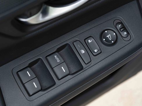 Used 2024 Honda CR-V LX image 36