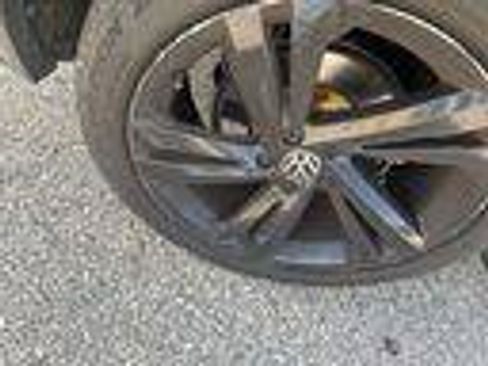 Used 2024 Volkswagen Tiguan SE R-Line FWD image 13
