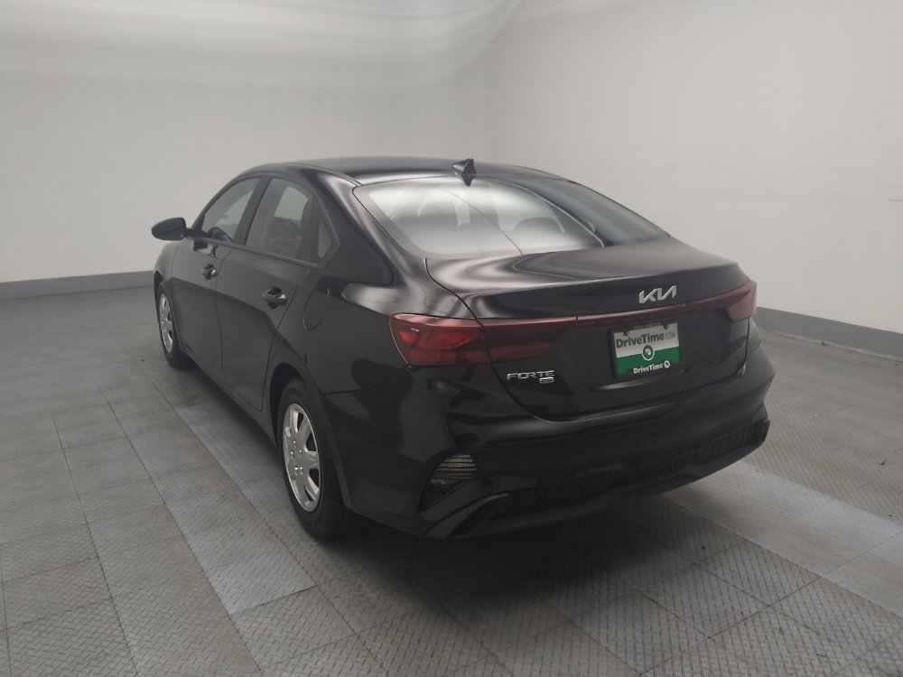 Used 2023 Kia Forte LX FWD image 5