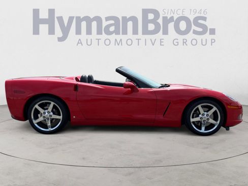 Used 2008 Chevrolet Corvette Convertible w/ Preferred Equipment Group image 2