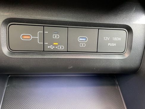 New 2026 Hyundai Tucson Limited image 18