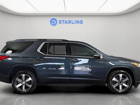 Used 2019 Chevrolet Traverse LT w/ LT Premium Package FWD image 11