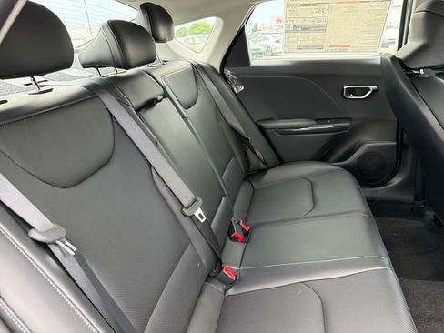 New 2026 Kia K4 EX FWD image 24
