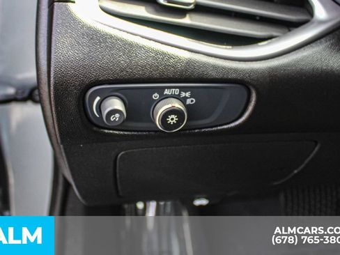 Used 2024 Chevrolet Malibu LT FWD image 29