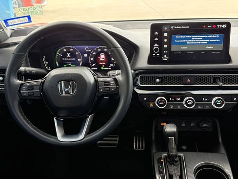 Used 2025 Honda Civic Sport Touring image 9