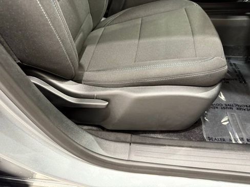 New 2026 Chevrolet Equinox EV LT image 19