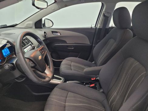 Used 2016 Chevrolet Sonic LT FWD image 17