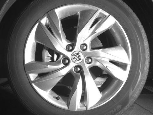 Used 2025 Buick Encore GX Preferred FWD image 12