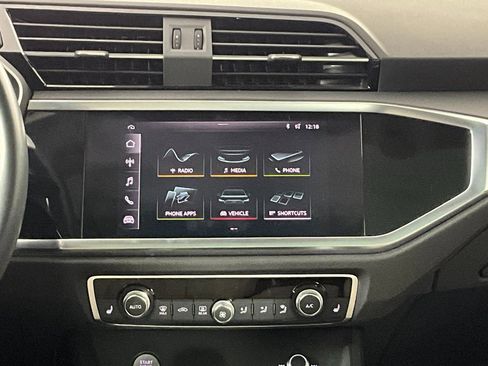 Used 2020 Audi Q3 2.0T Premium w/ Convenience Package image 11