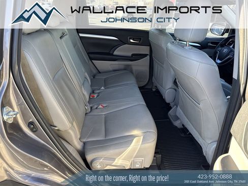 Used 2016 Toyota Highlander XLE image 46