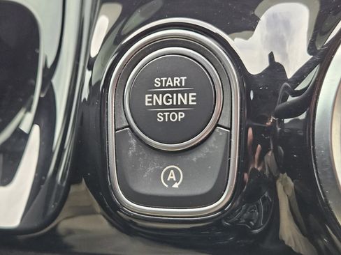 Certified 2021 Mercedes-Benz GLA 250 image 20