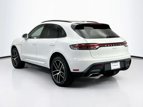 Used 2026 Porsche Macan AWD/4WD image 3